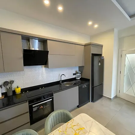 Sa Apartments! 300m To The & Yekta Mall